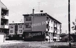 Војне стамбене зграде у Улици Данка Митрова у Бањалуци (Степе Степановића)