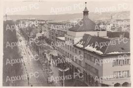 Титова Улица у Бањалуци, поглед на „Палас“, Титаник и Кастлов ћошак